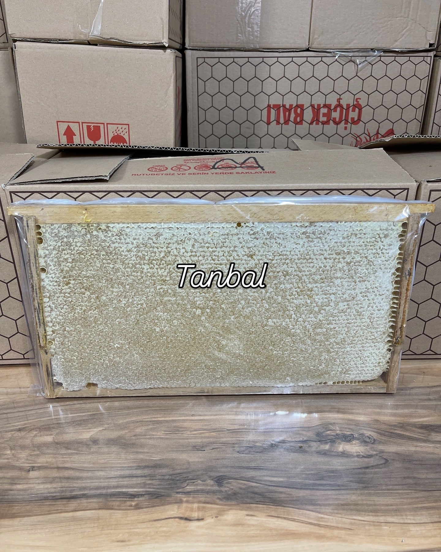 Organik Petekli Bal Sarı Renk Az Polenli Gurme Lezzet 2.6kg