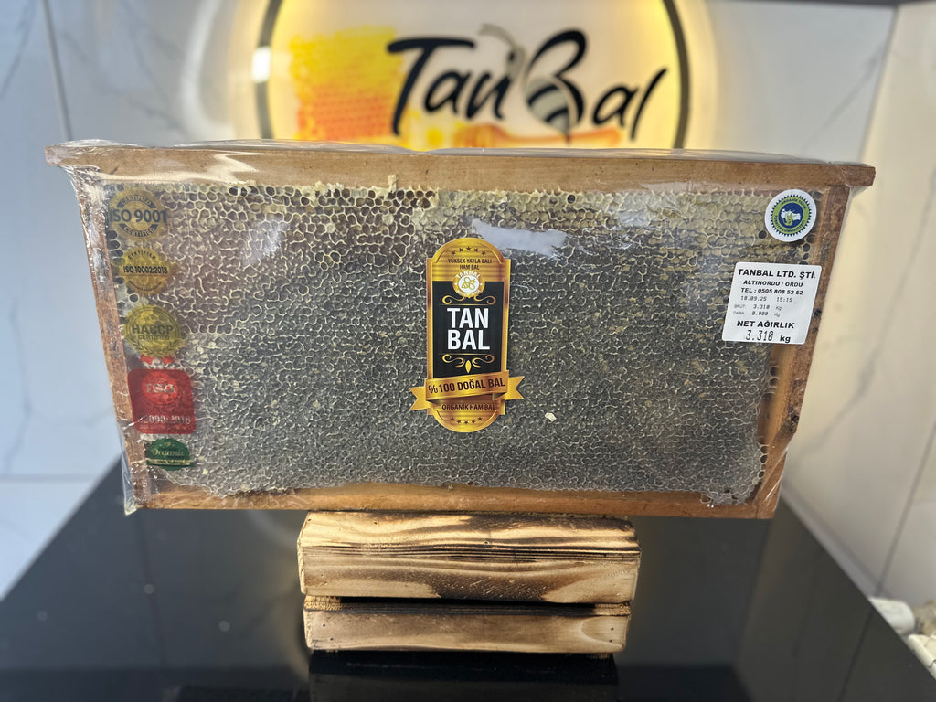 Tanbal Siyah Seri Yoğun Polenli Şifa Balı (Petekli)