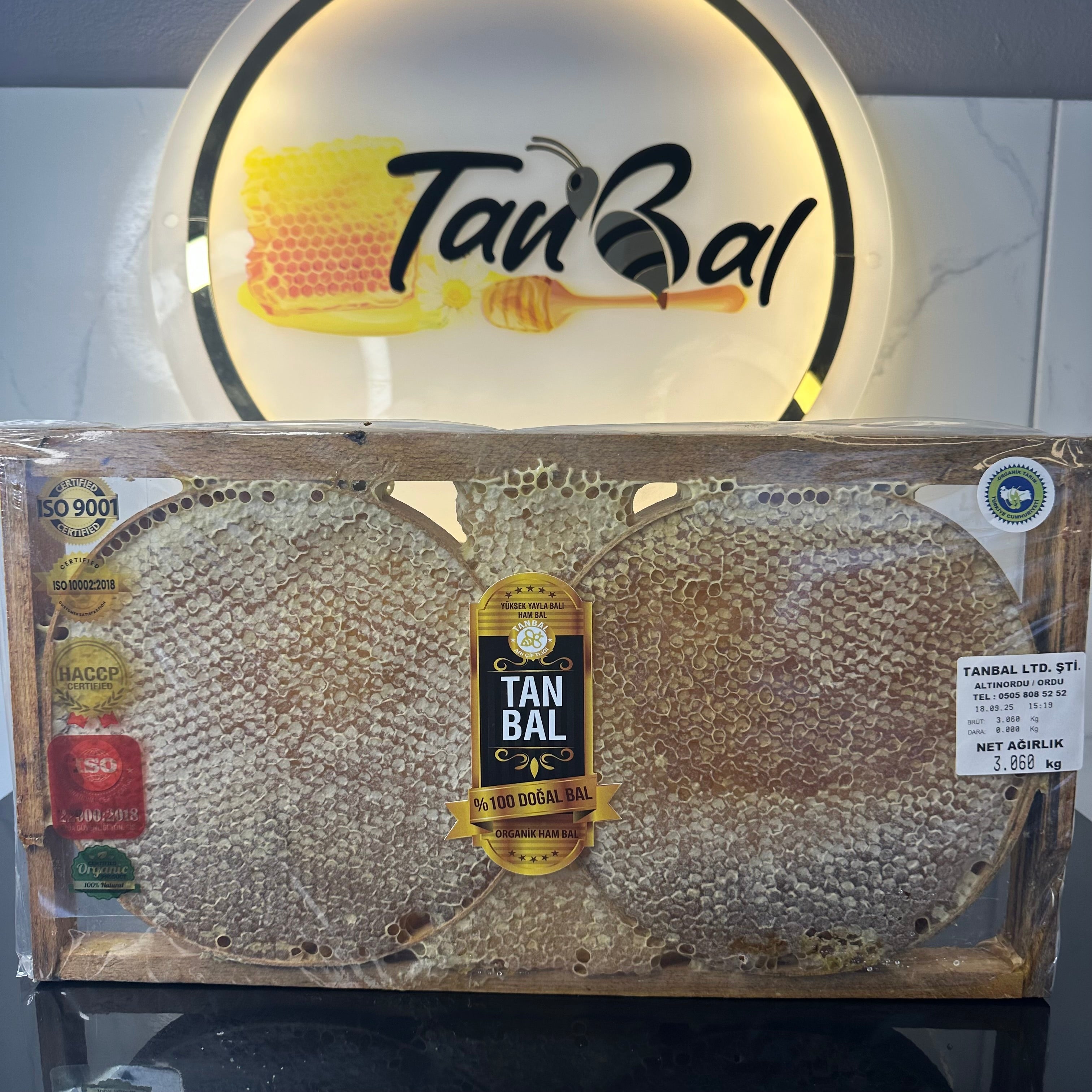 Tanbal Organik Karakovan Çerçeve Balı %100 Mumsuz