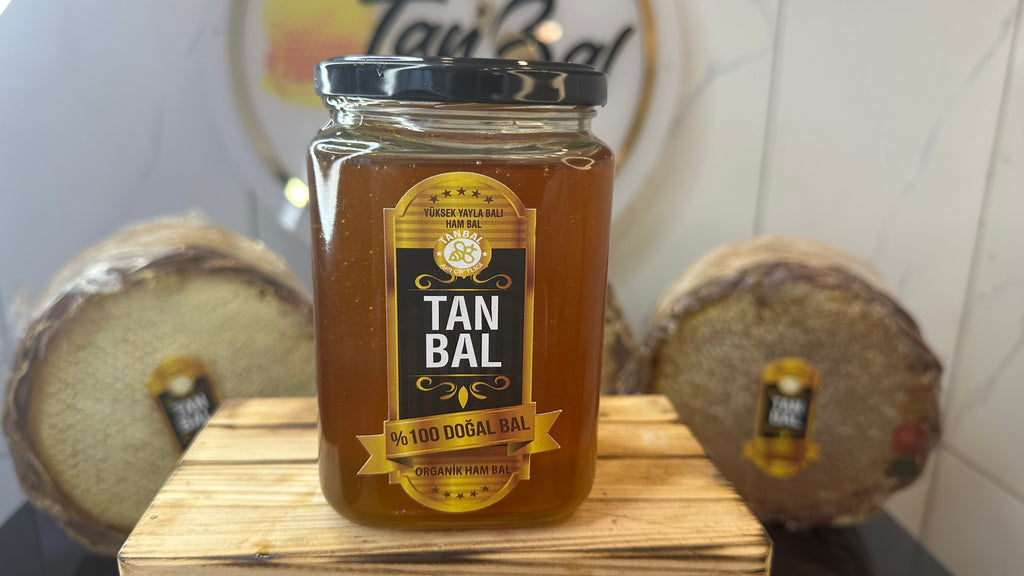 Tanbal Organik Süzme Bal 1 KG Cam Kavanoz
