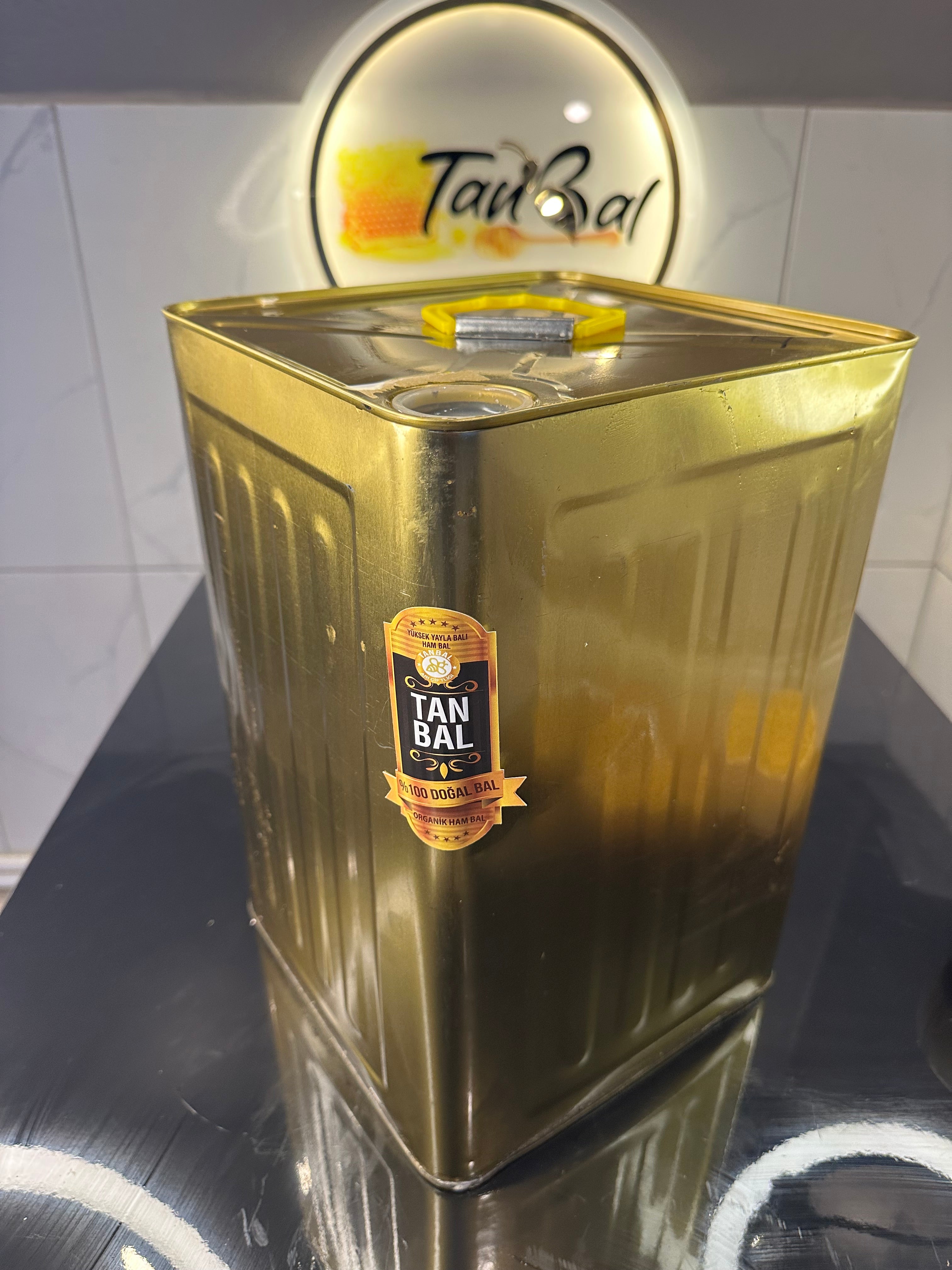 Tanbal Organik Yayla Çiçek Balı 26 KG Teneke