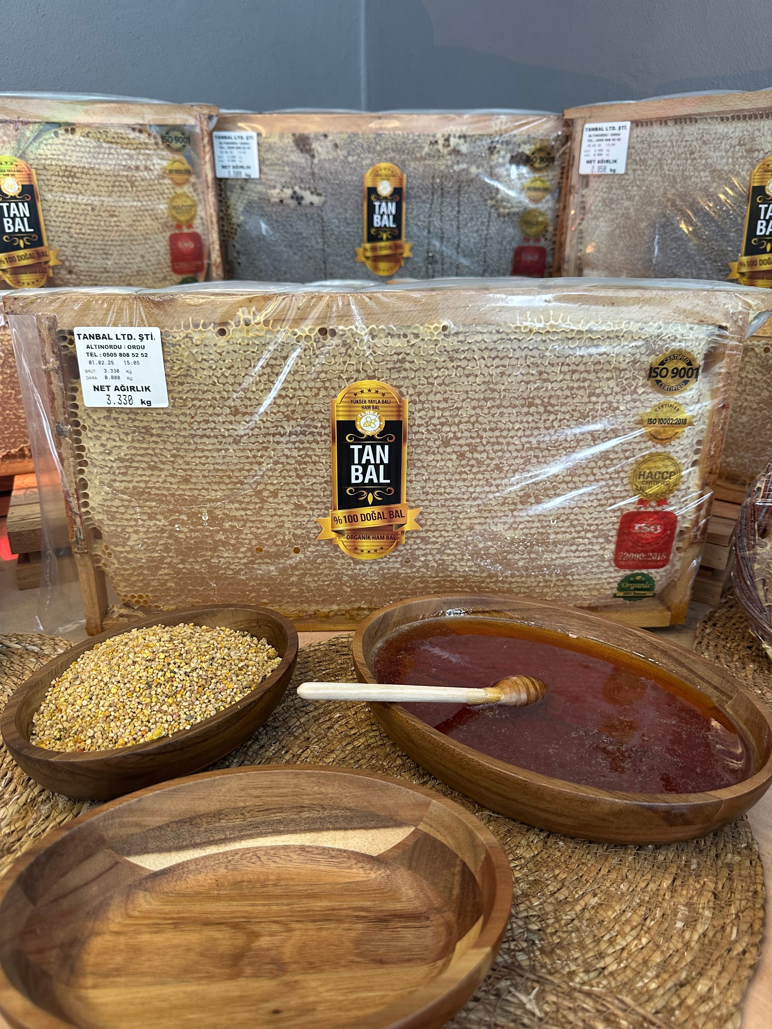 Organik Petekli Bal Sarı Renk Az Polenli Gurme Lezzet 2.6kg