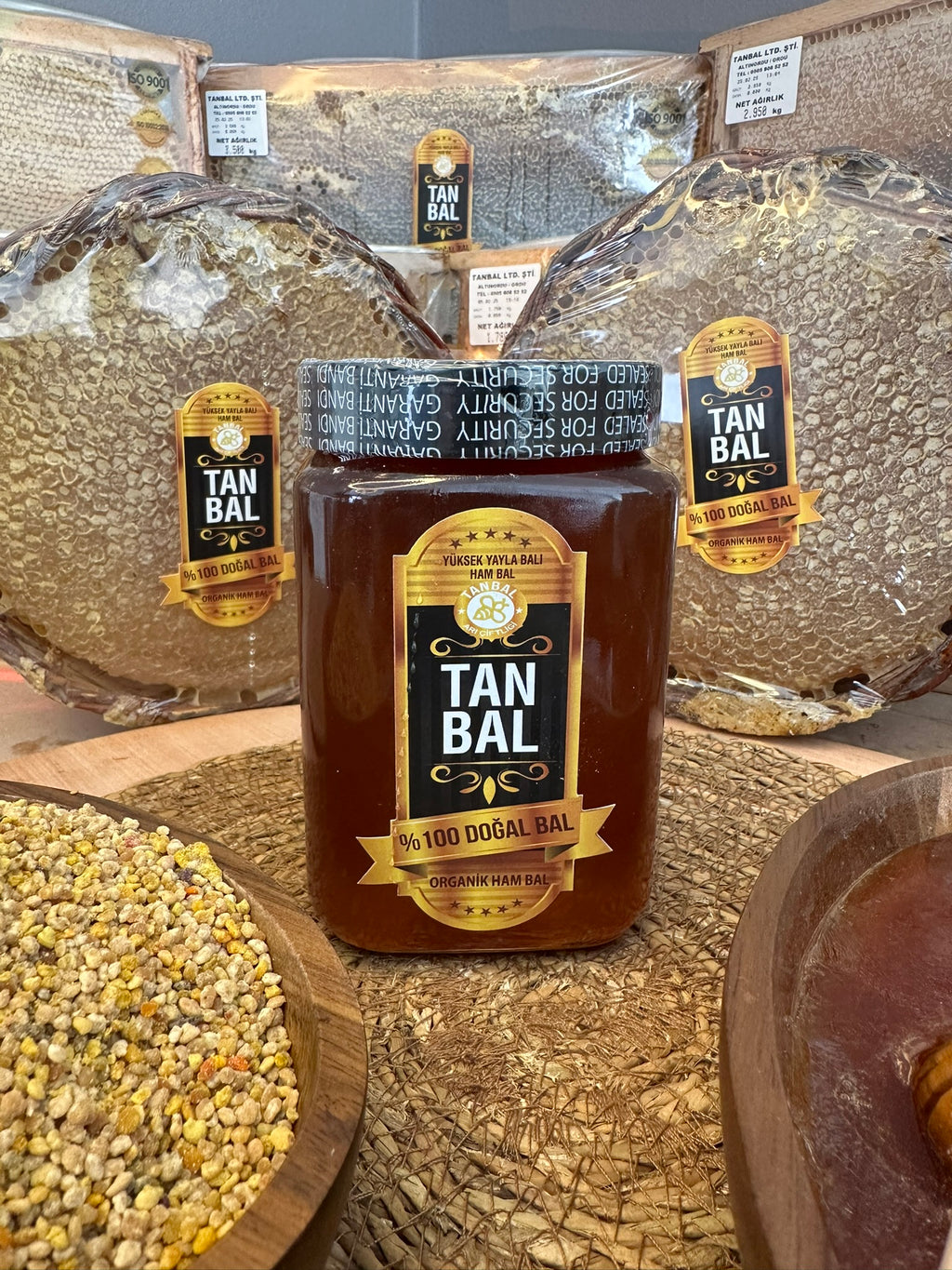 Tanbal Organik Süzme Bal 1 KG Cam Kavanoz