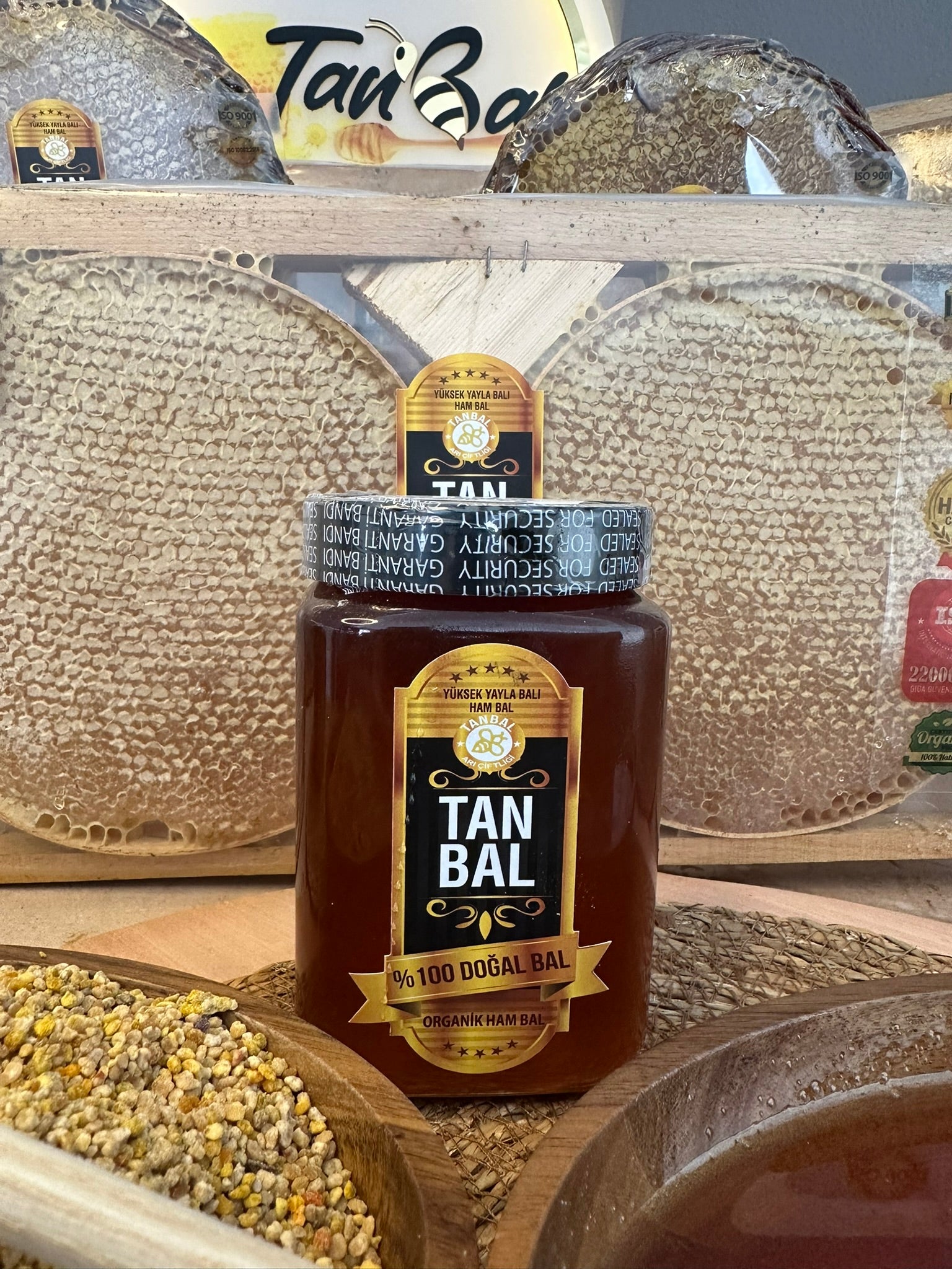 Tanbal Organik Süzme Bal 1 KG Cam Kavanoz