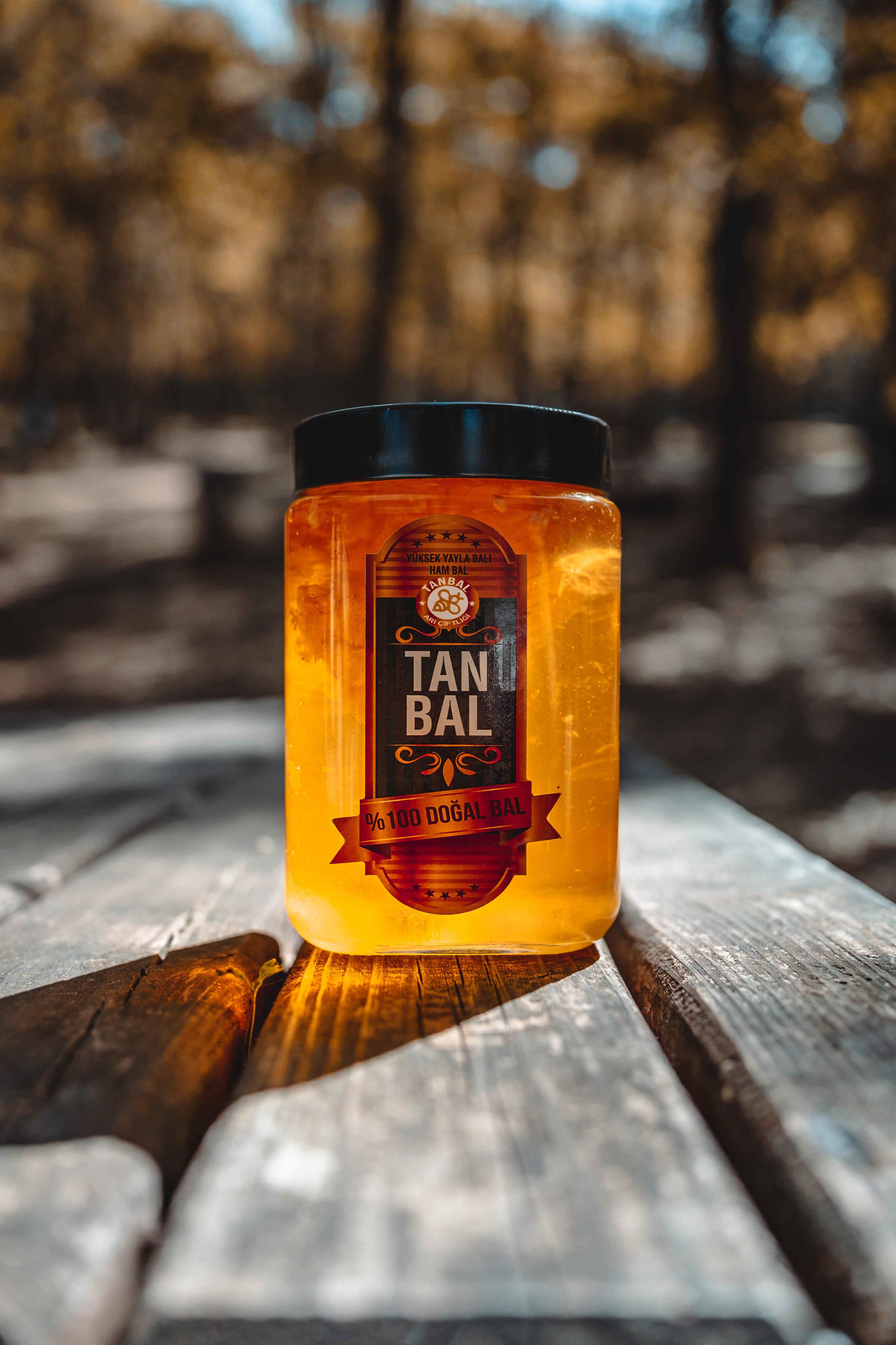 Tanbal Premium Karakovan Süzme Bal (1 KG)