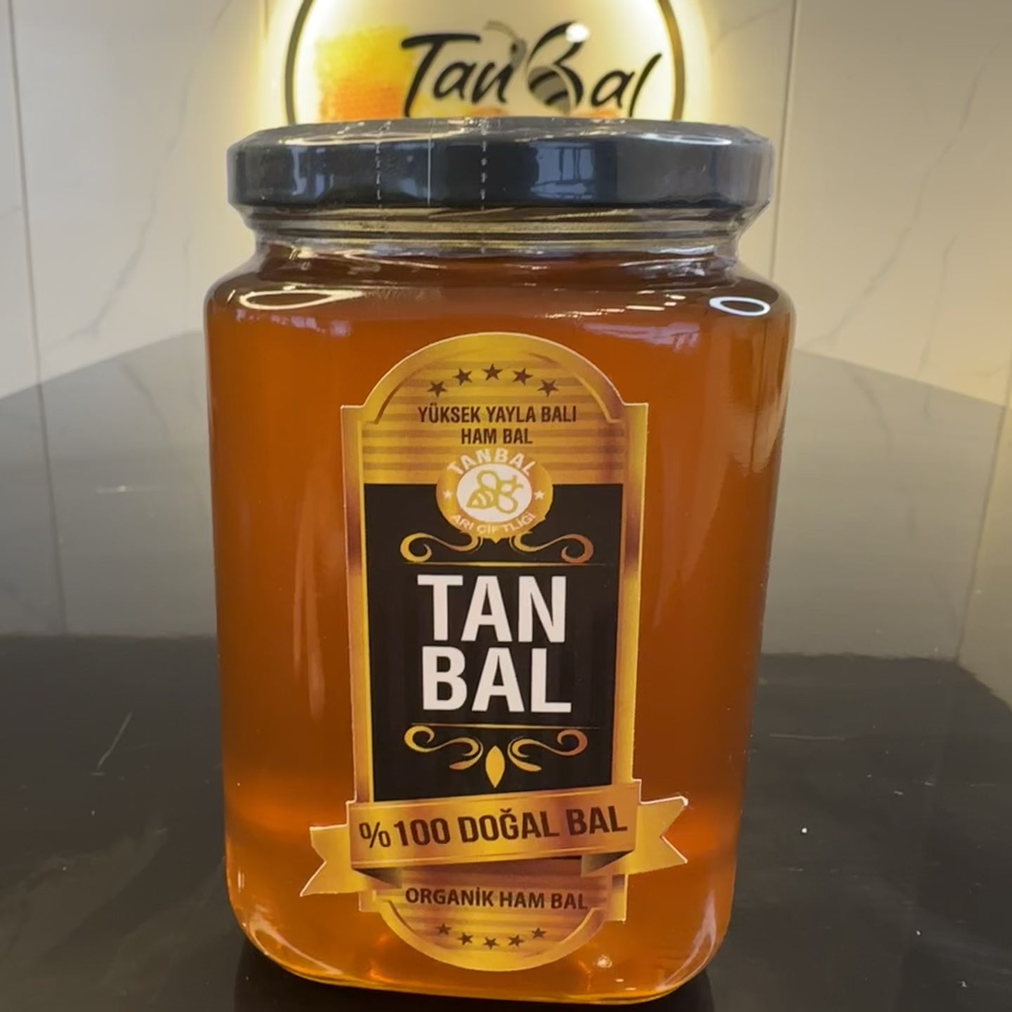 Tanbal Organik Süzme Bal 1 KG Cam Kavanoz